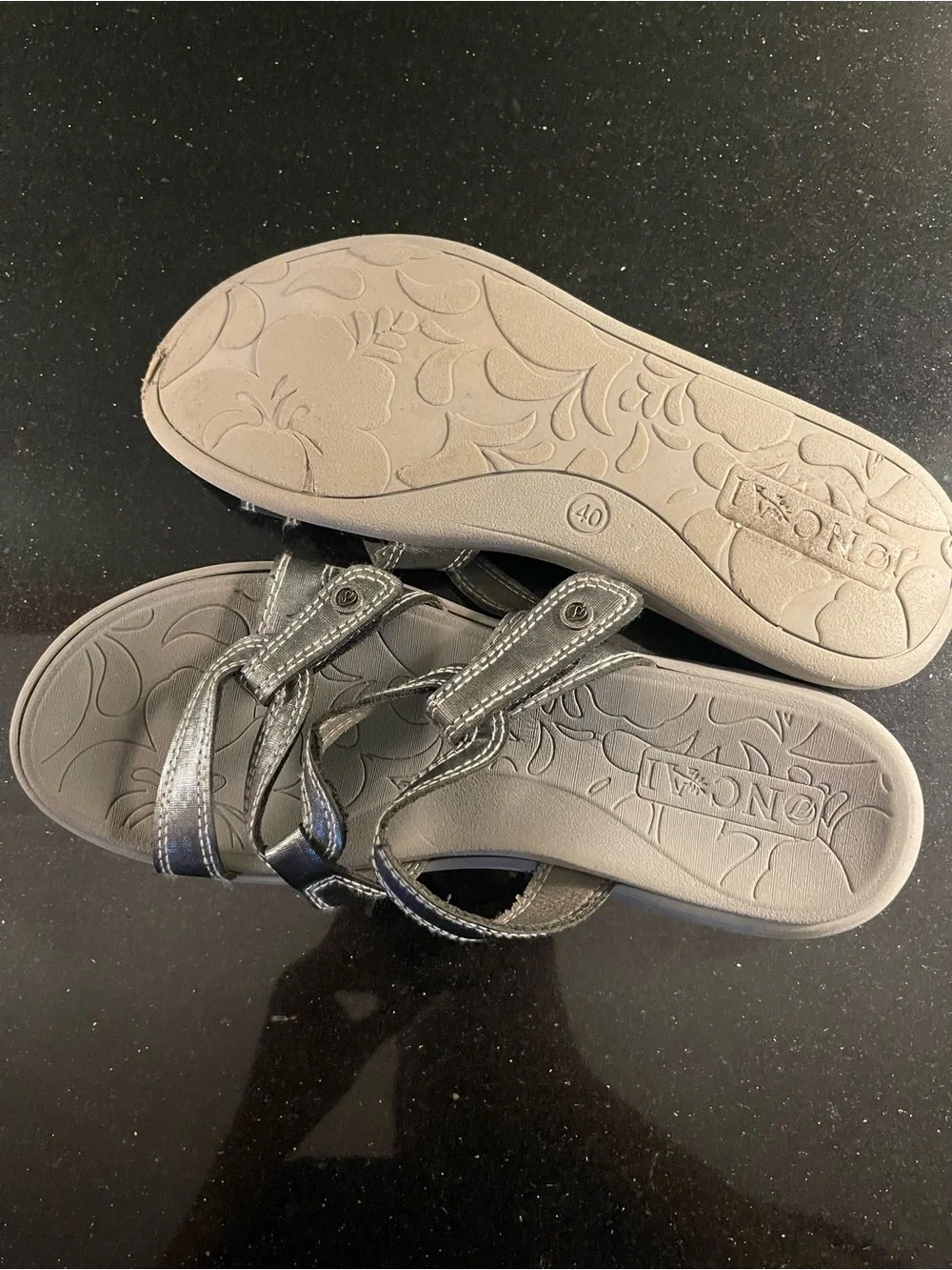 Vionic Women's Silver Adjustable Strappy Comfort Sandal